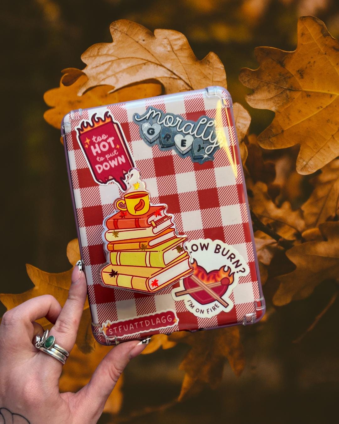 Halloween kindle holder - Autumnal e reader bookish accessories