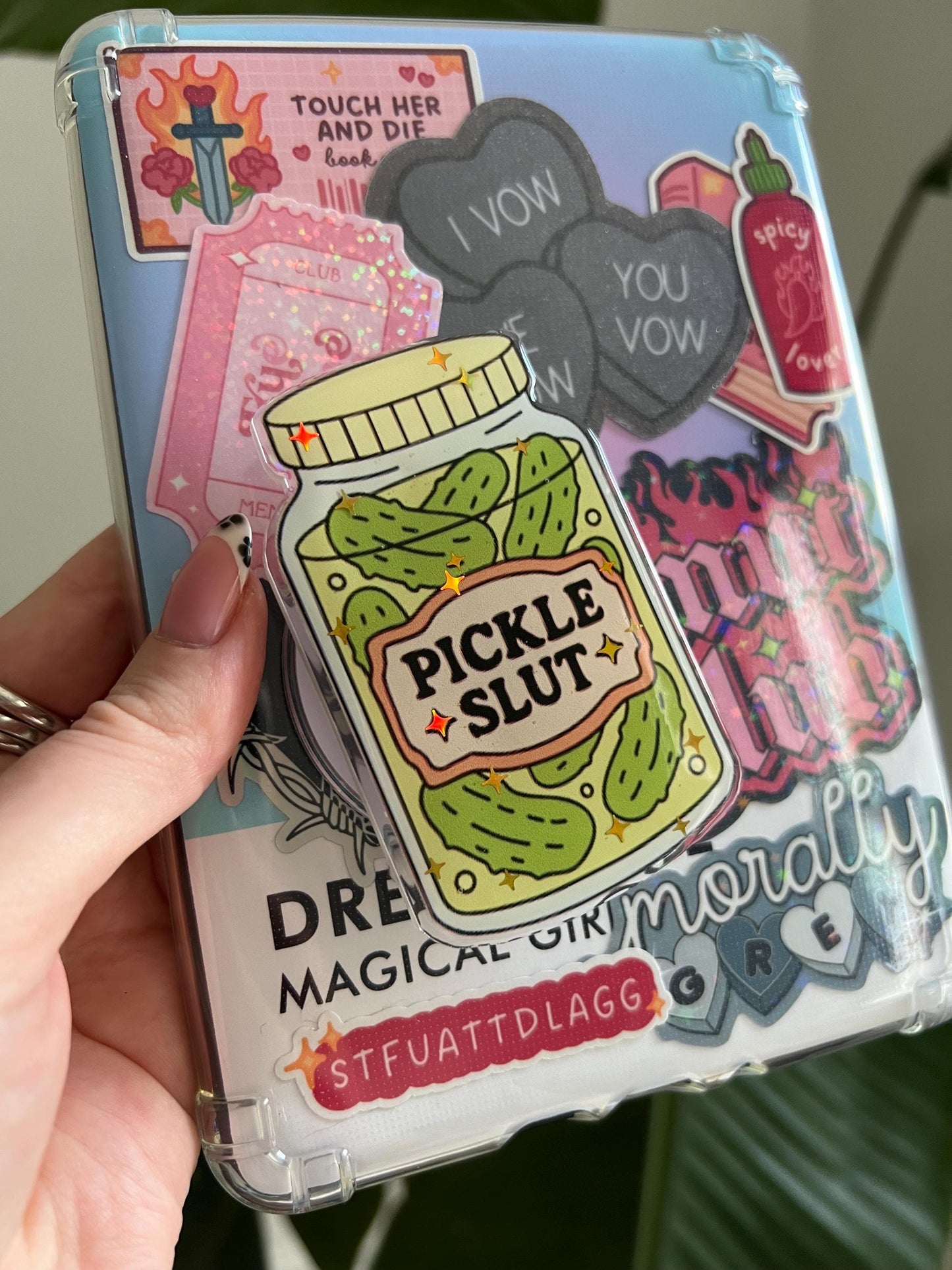 Pickle slut device holder - Pickle savoury girl accessories