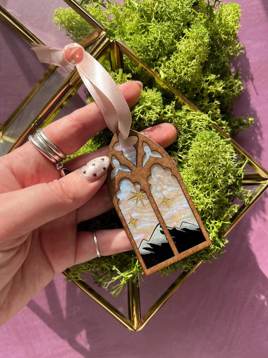 Pink night court decoration - fantasy book themed accessories