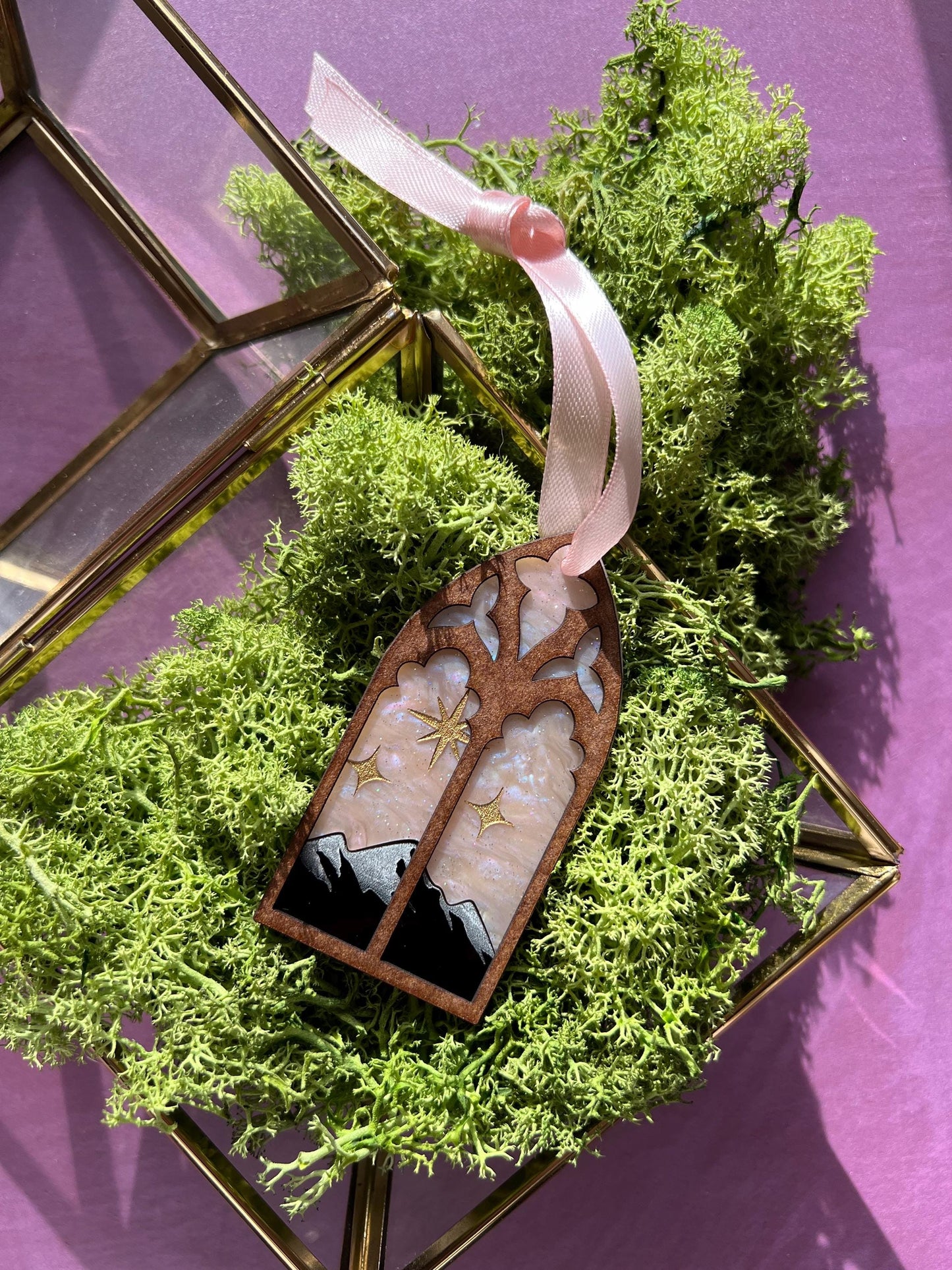Pink night court decoration - fantasy book themed accessories
