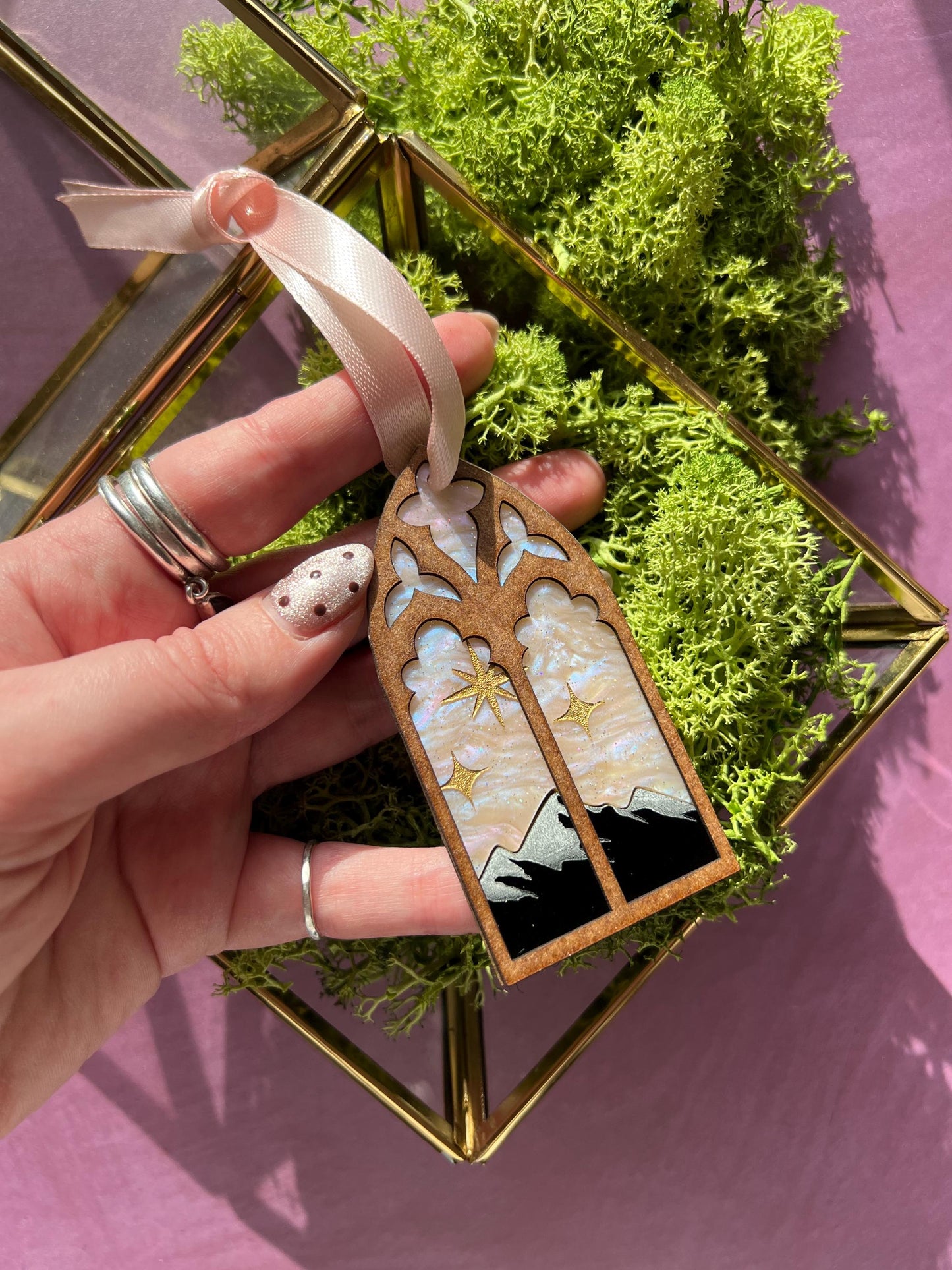 Pink night court decoration - fantasy book themed accessories